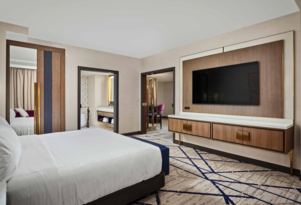 Gold Suite bedroom